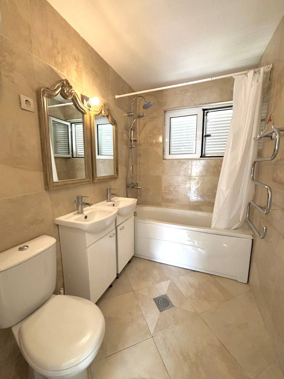 Appartamento a Dobrota, Montenegro, 73 m² - foto 9