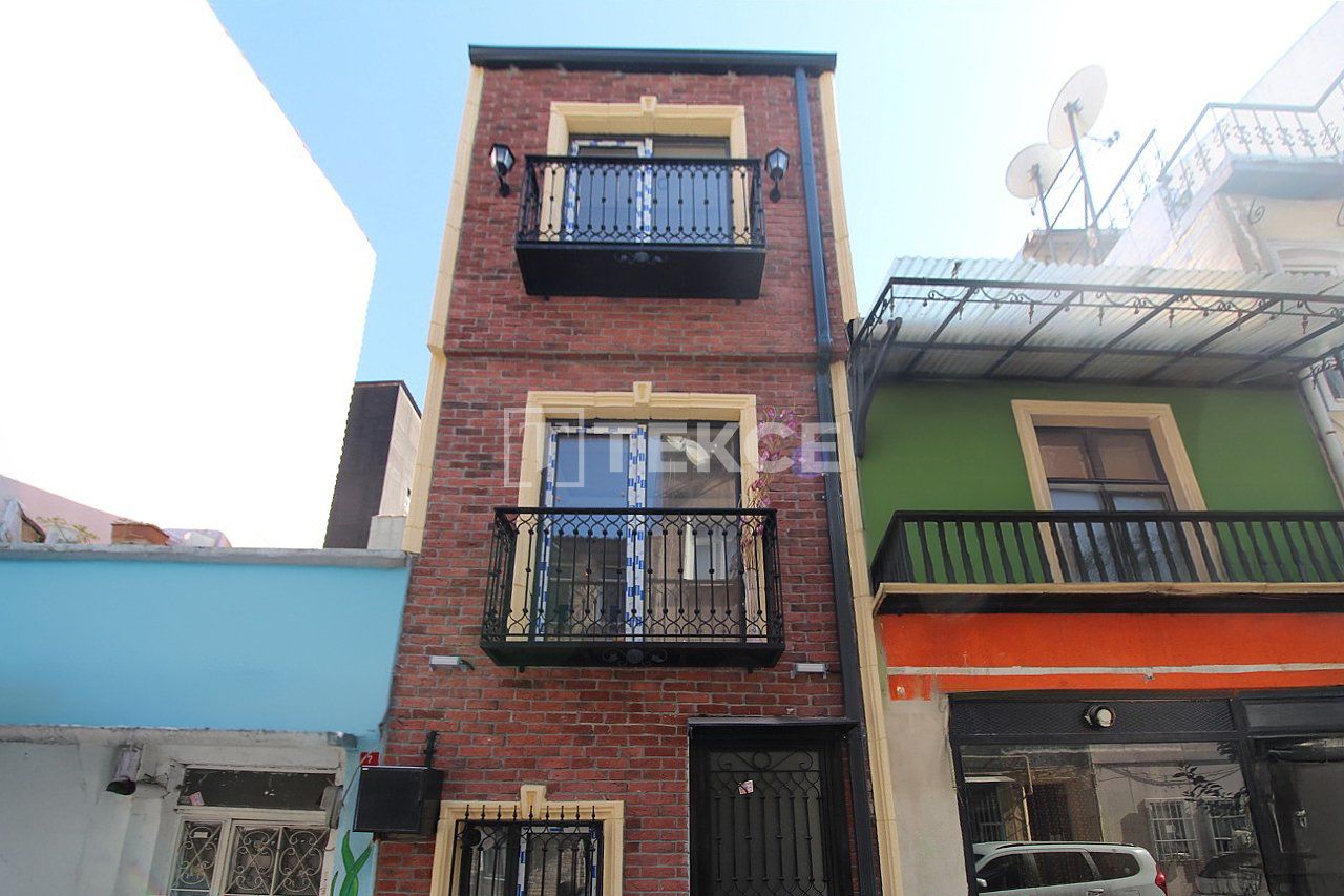 Apartment in Istanbul, Turkey, 120 m² - picture 1