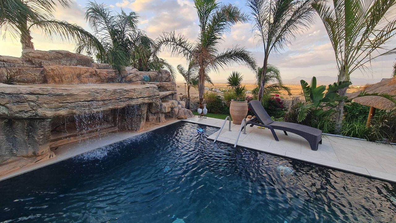 Maison à Nicosie, Chypre, 330 m² - image 1
