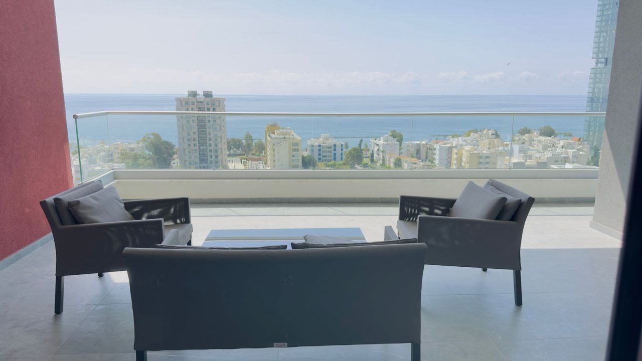 Appartamento a Mouttagiaka, Cipro, 268 m² - foto 2