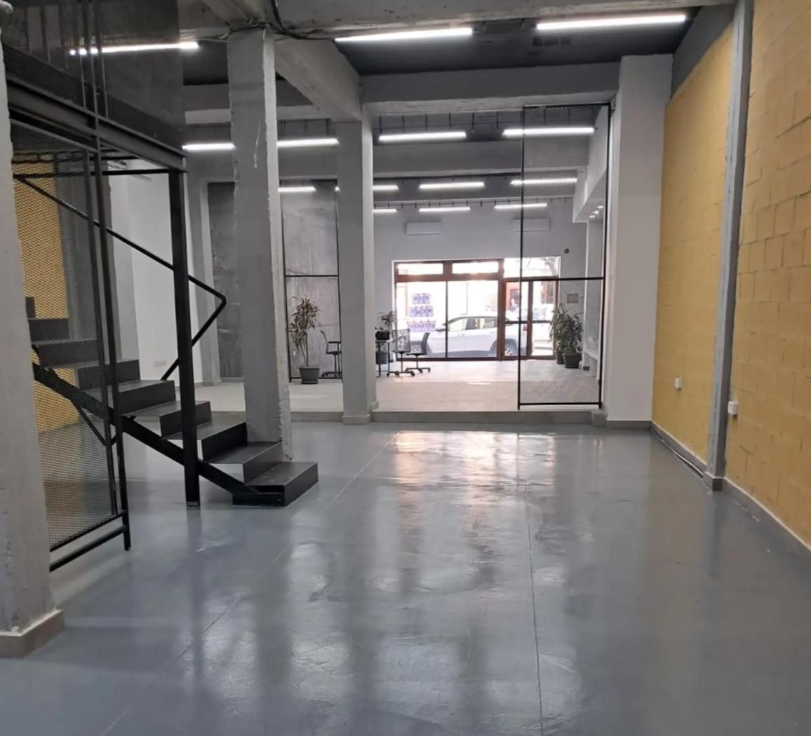 Ufficio a Nicosia, Cipro, 380 m² - foto 2