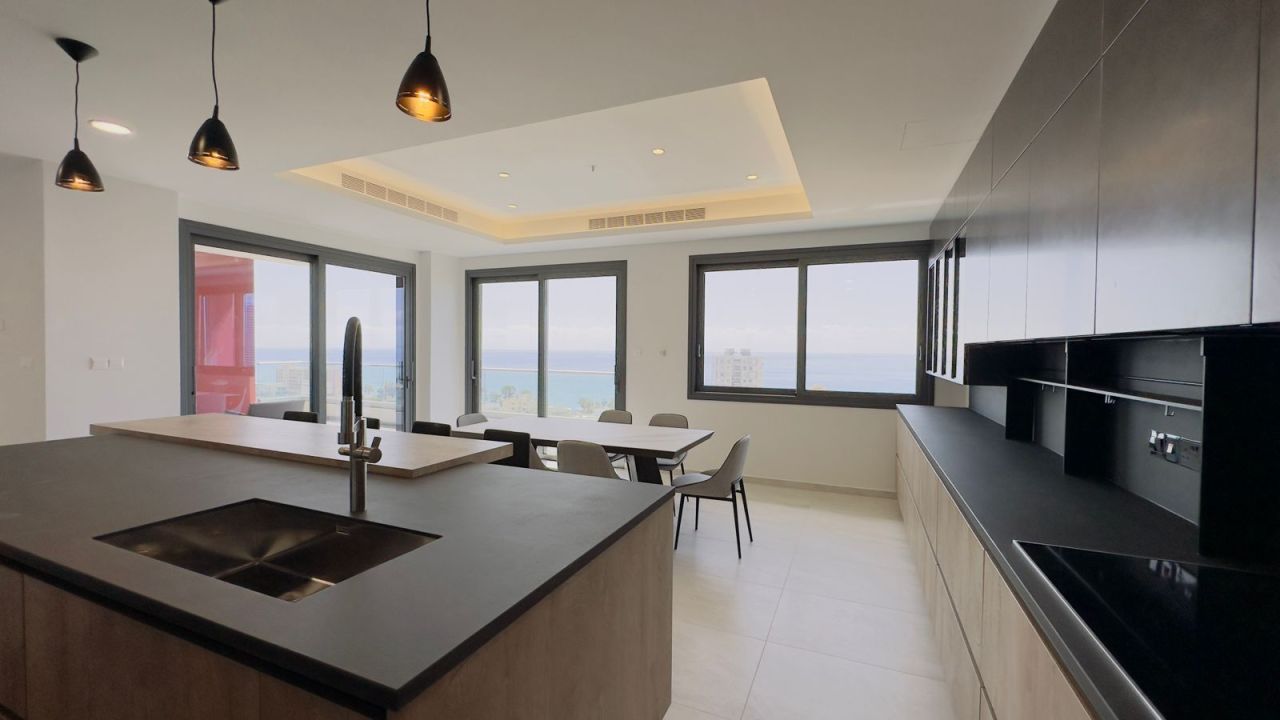 Appartamento a Mouttagiaka, Cipro, 268 m² - foto 7