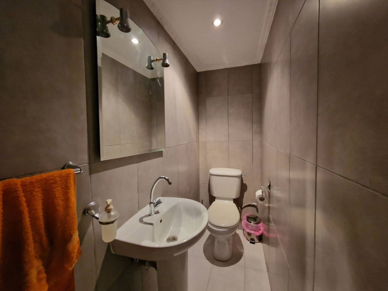 Oficina en Limasol, Chipre, 289 m² - imagen 8