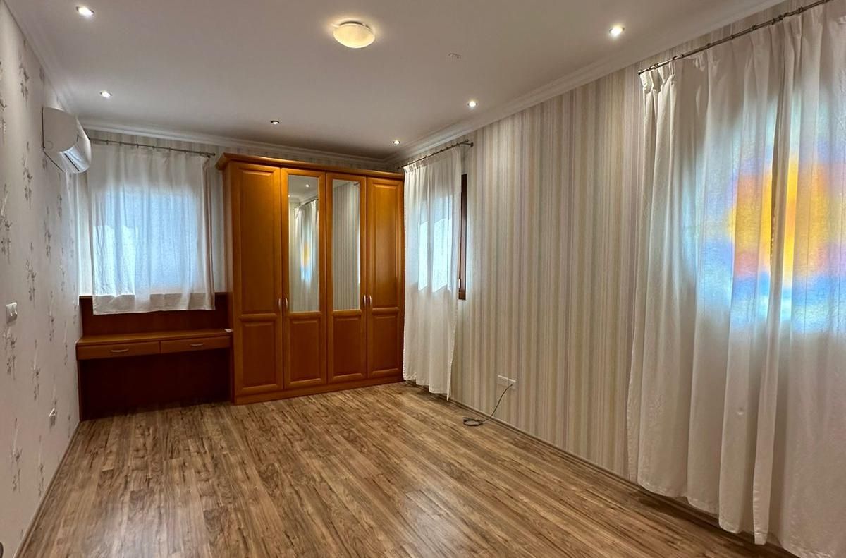 Casa en Mouttagiaka, Chipre, 300 m² - imagen 11