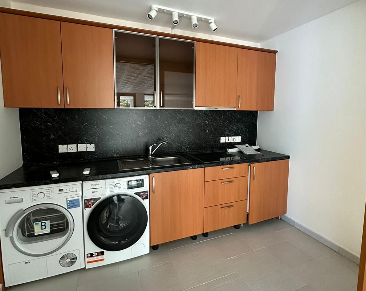 Casa en Mouttagiaka, Chipre, 300 m² - imagen 15