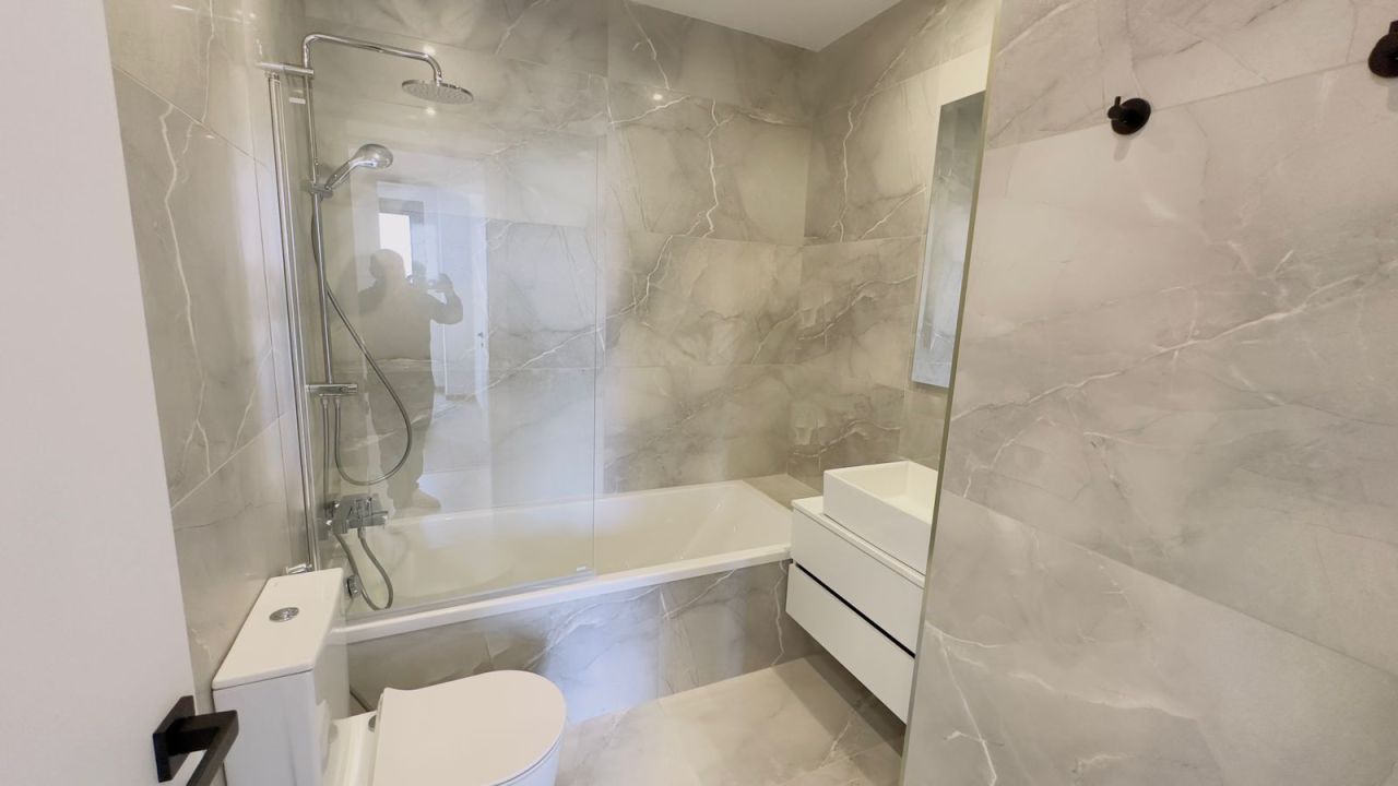 Appartamento a Mouttagiaka, Cipro, 268 m² - foto 17