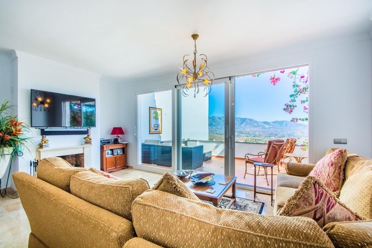 Apartment in Marbella, Spain, 148 m² - picture 1