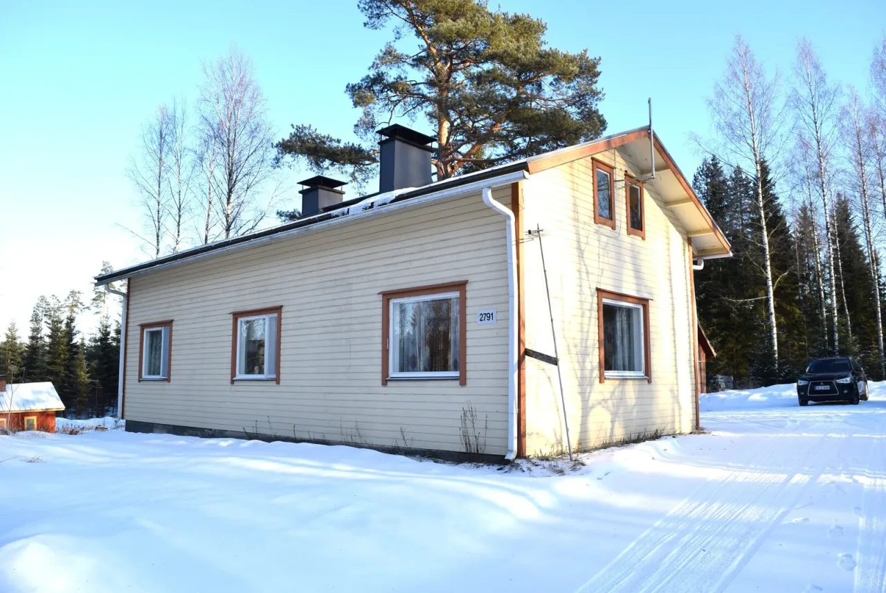 Maison à Vehmersalmi, Finlande, 95 m² - image 1