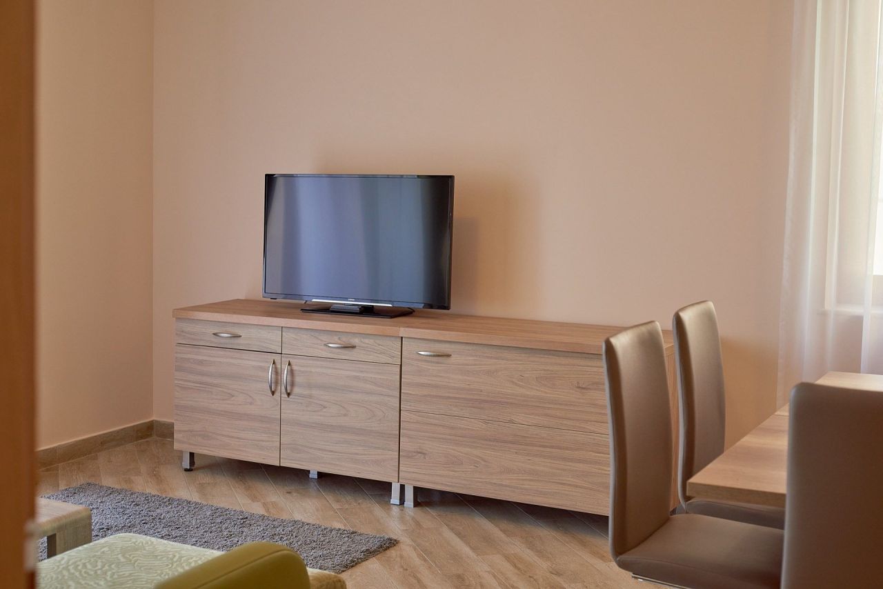 Apartment in Budva, Montenegro, 72 m² - picture 8