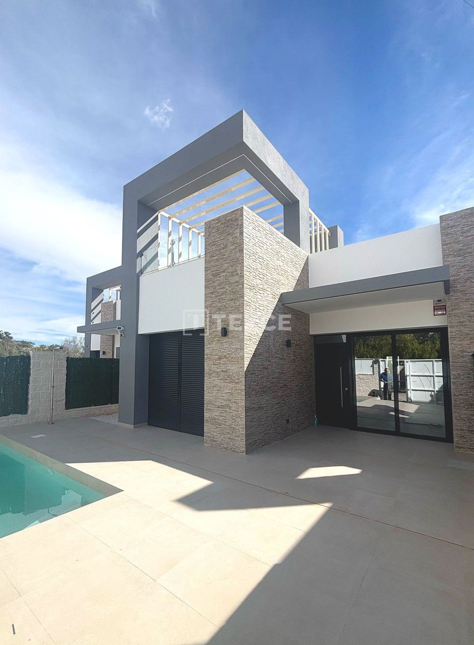 Villa in San Fulgencio, Spanien, 140 m² - Foto 1