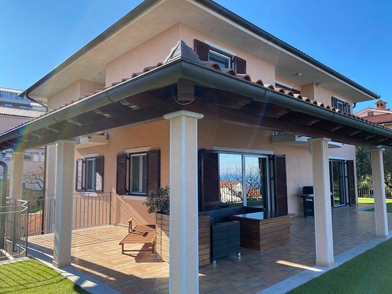 Casa en Koper, Eslovenia, 360 m² - imagen 1