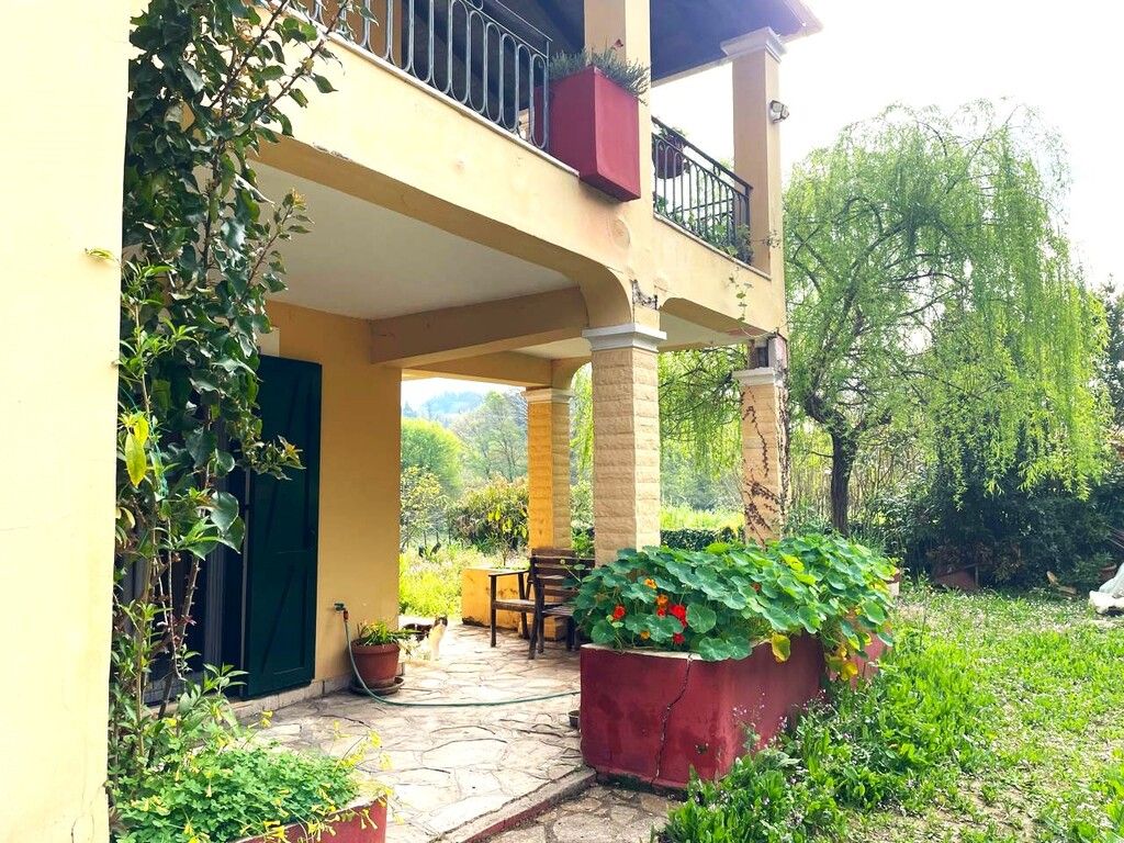 Maison à Corfou, Grèce, 218 m² - image 1
