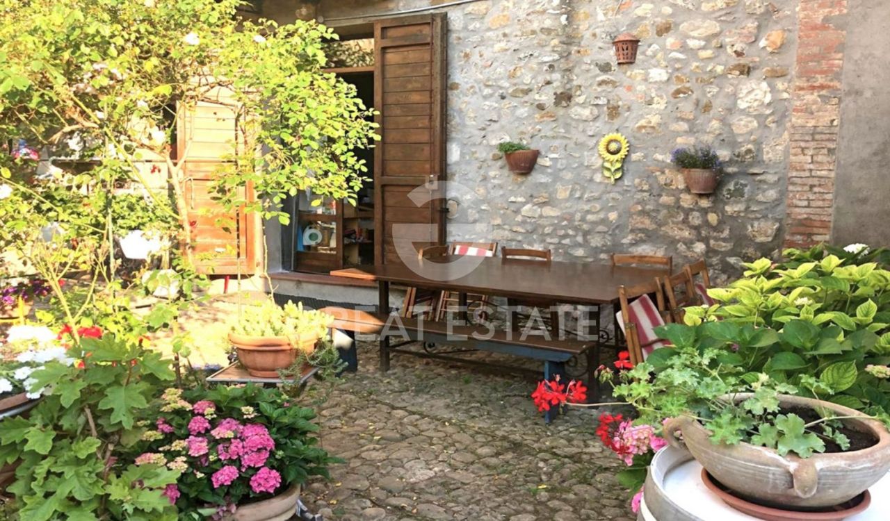 Appartamenti a Allerona, Italia, 393 m² - foto 3