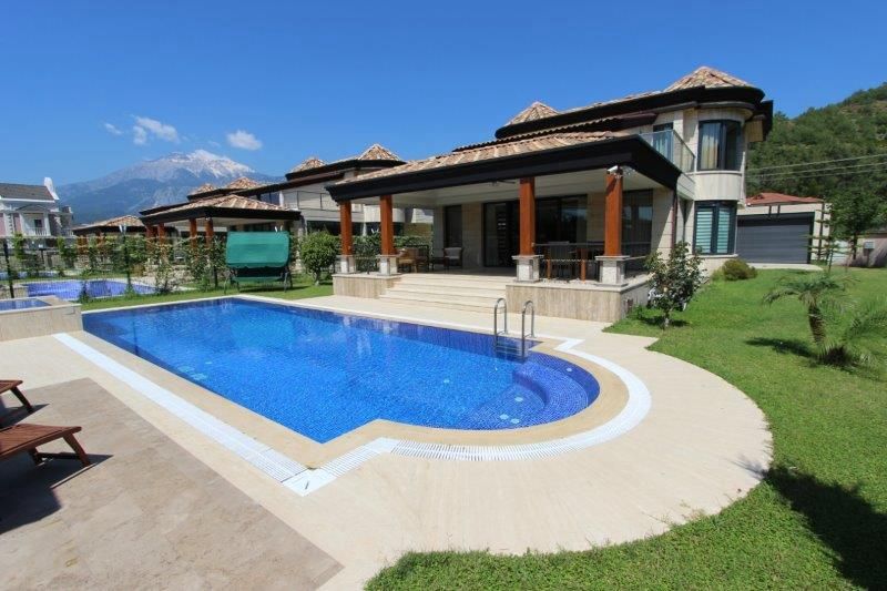 Villa à Antalya, Turquie, 250 m² - image 1