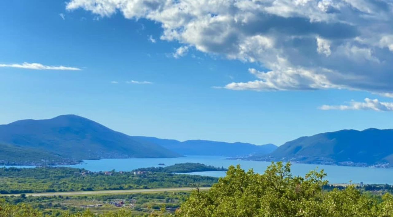Land in Kavac, Montenegro, 528 m² - picture 1