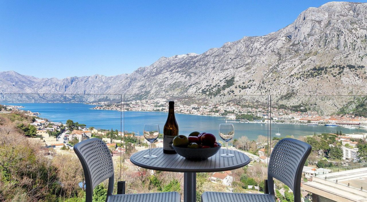 Penthouse in Kotor, Montenegro, 253 m² - Foto 1