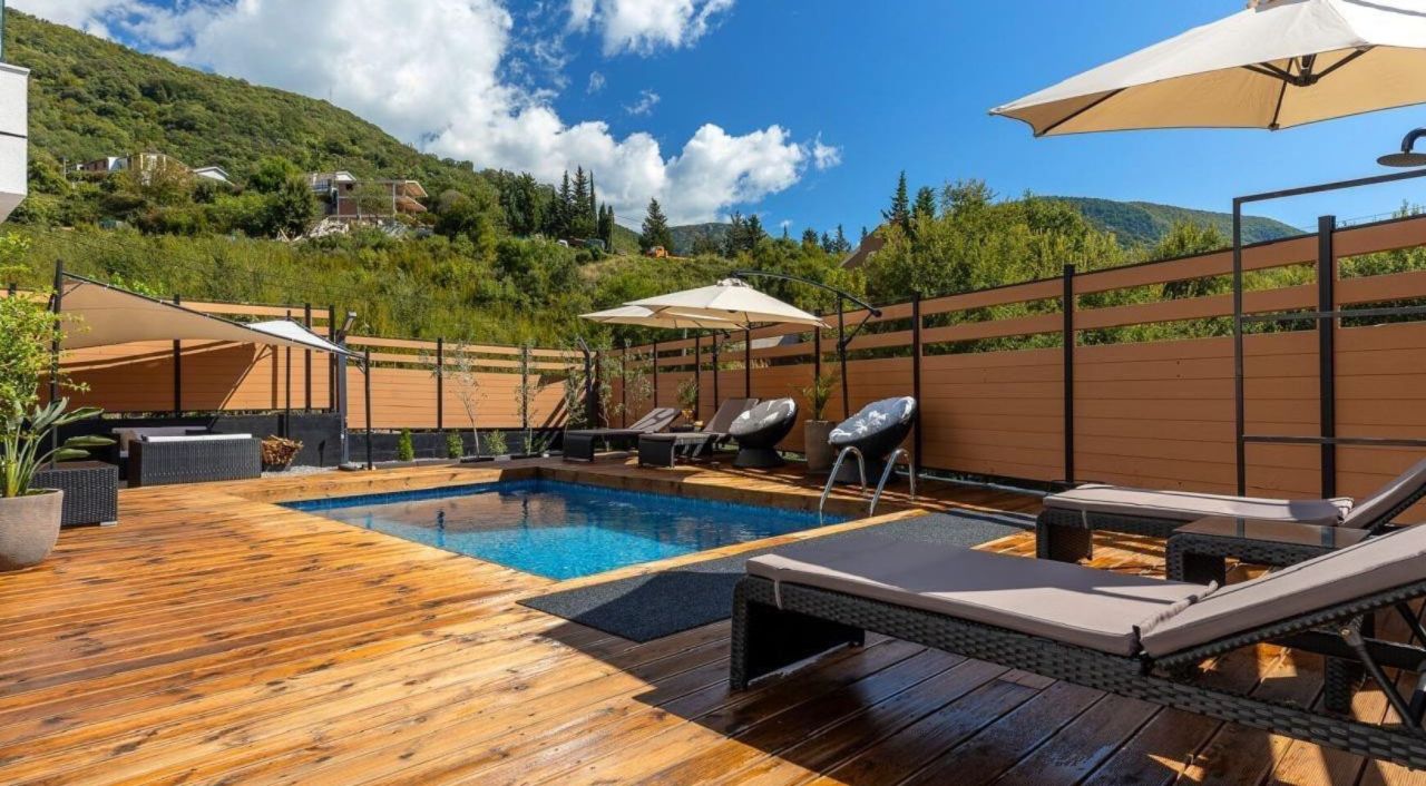 Wohnung in Lastva, Montenegro, 52 m² - Foto 1