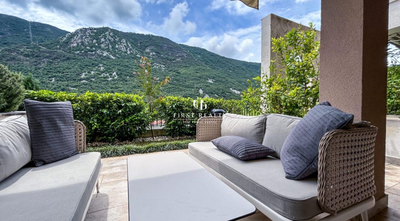 Piso en Morinj, Montenegro, 97 m² - imagen 12