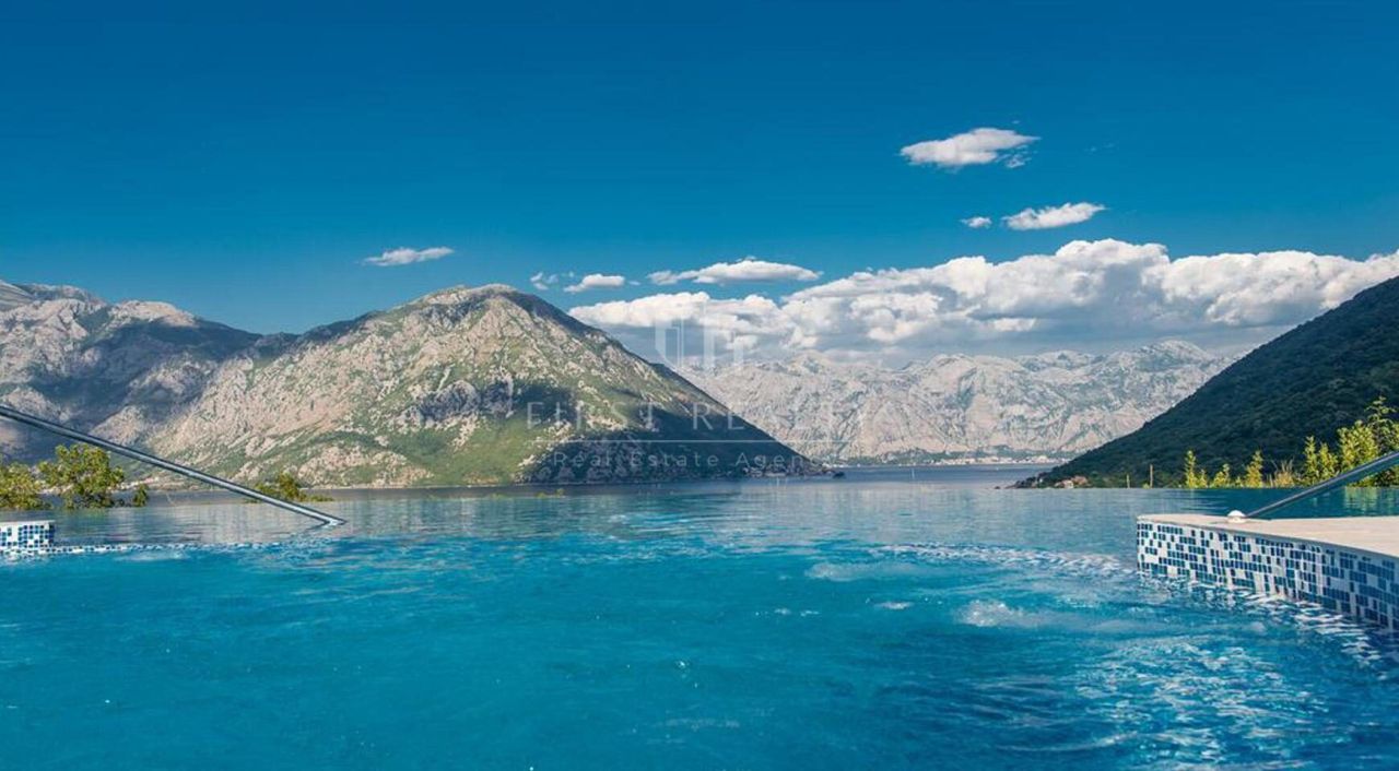 Piso en Morinj, Montenegro, 97 m² - imagen 5