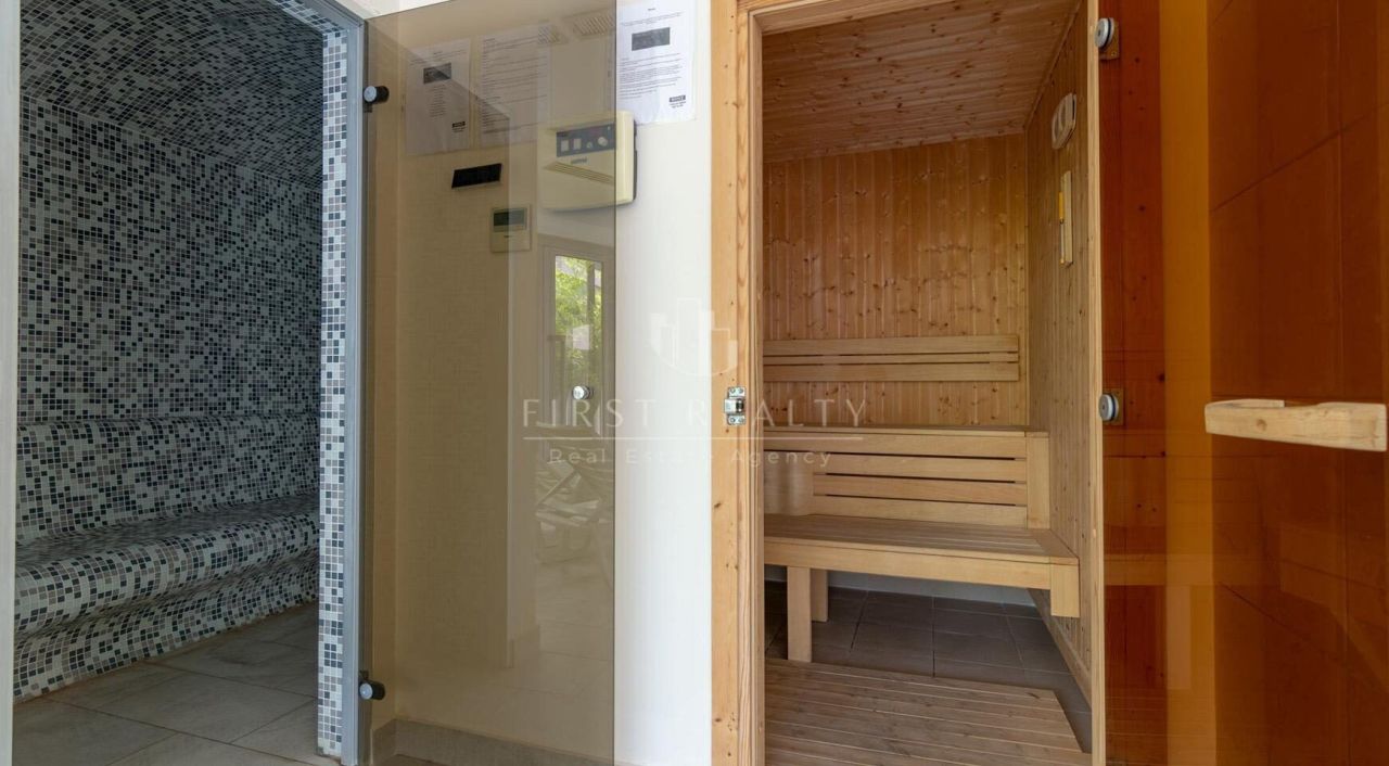 Piso en Morinj, Montenegro, 97 m² - imagen 2