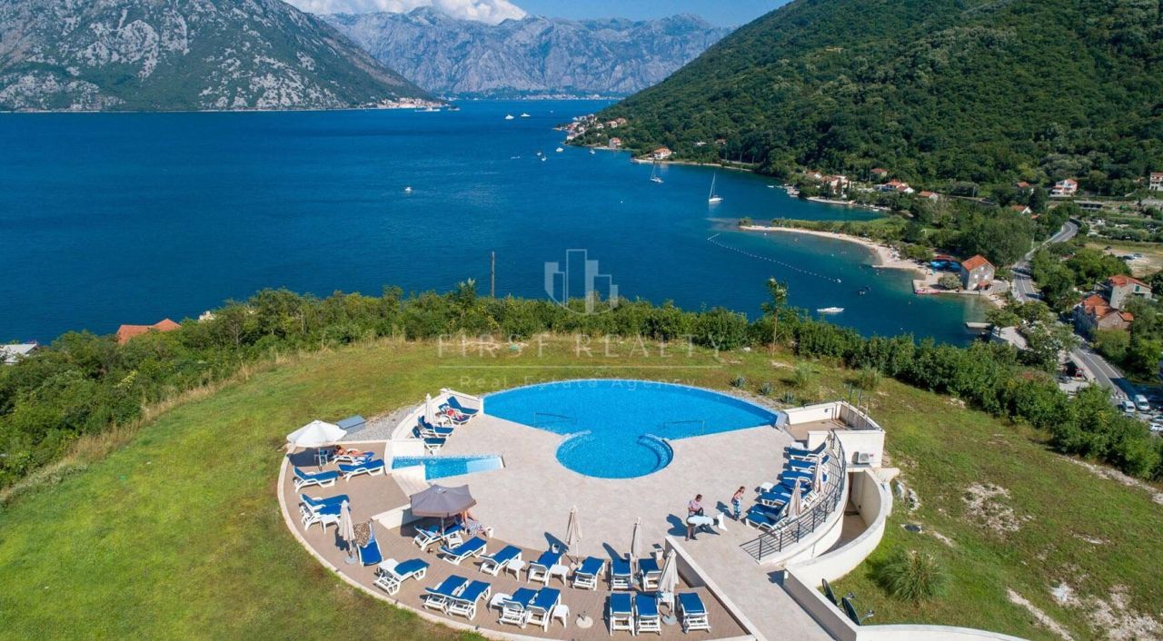 Piso en Morinj, Montenegro, 97 m² - imagen 4