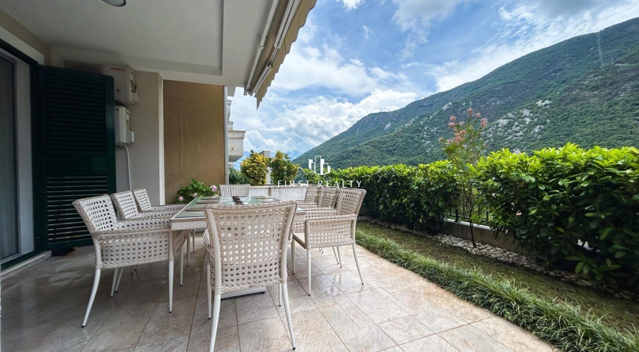 Piso en Morinj, Montenegro, 97 m² - imagen 9