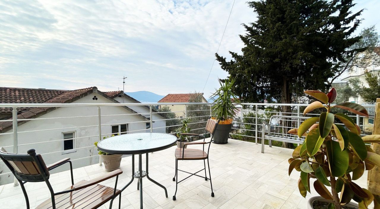 Wohnung in Tivat, Montenegro, 77 m² - Foto 12