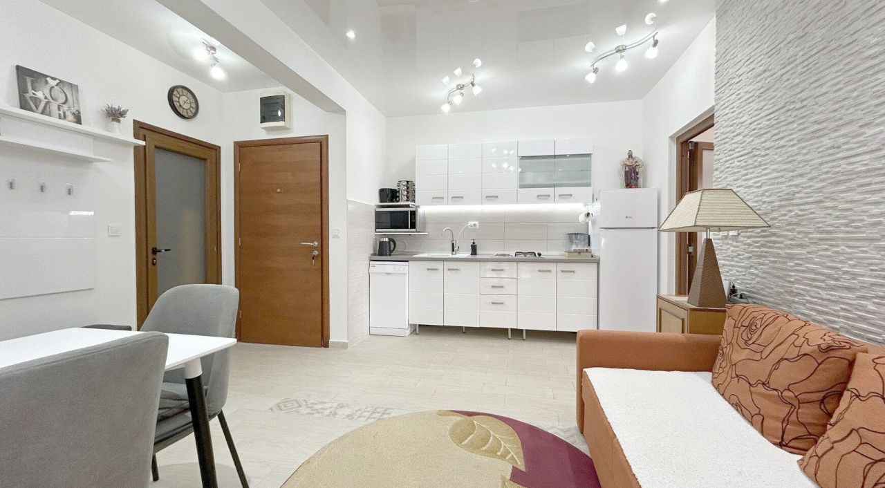 Wohnung in Tivat, Montenegro, 77 m² - Foto 2