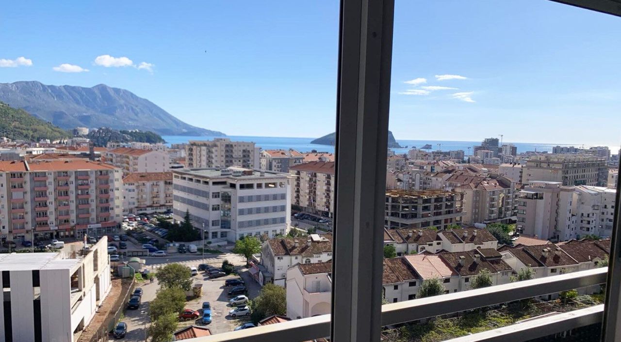 Flat in Budva, Montenegro, 56 m² - picture 1