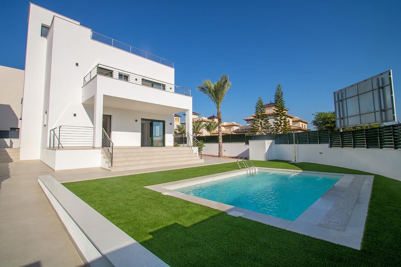 Villa a La Marina, Spagna, 138 m² - foto 1
