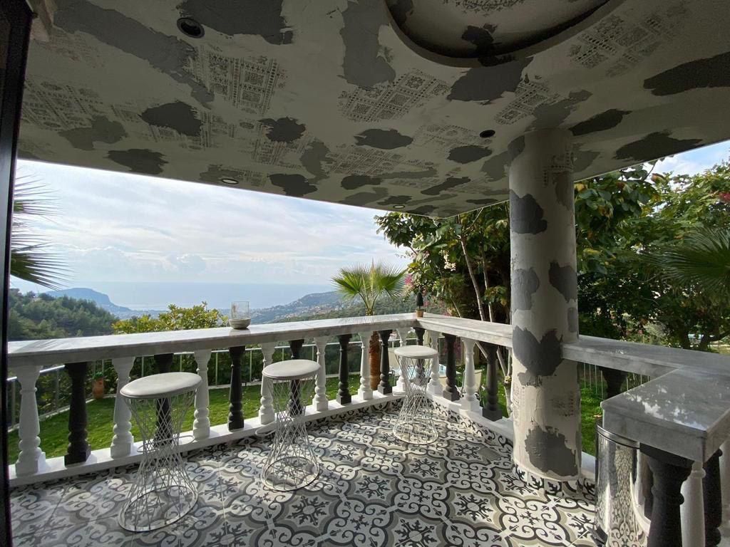 Villa in Alanya, Türkei, 650 m² - Foto 1