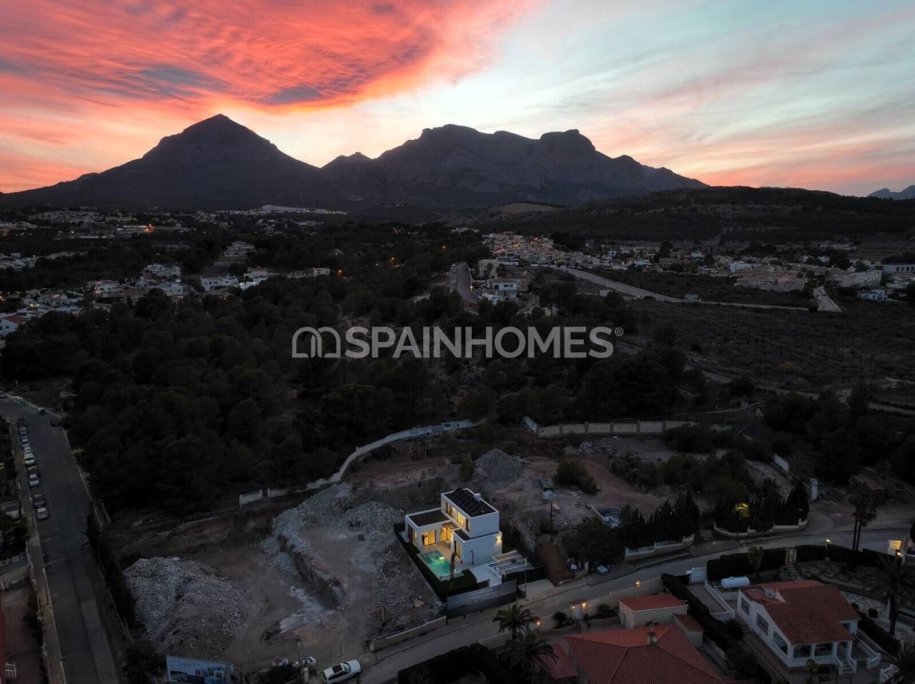 Villa en Alfas del Pi, España, 161 m² - imagen 5