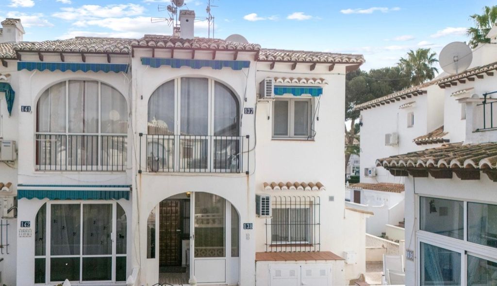 Apartment in Los Balcones, Spain, 34 m² - picture 5