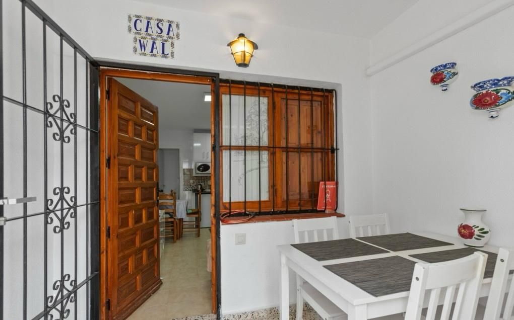 Apartment in Los Balcones, Spain, 34 m² - picture 6