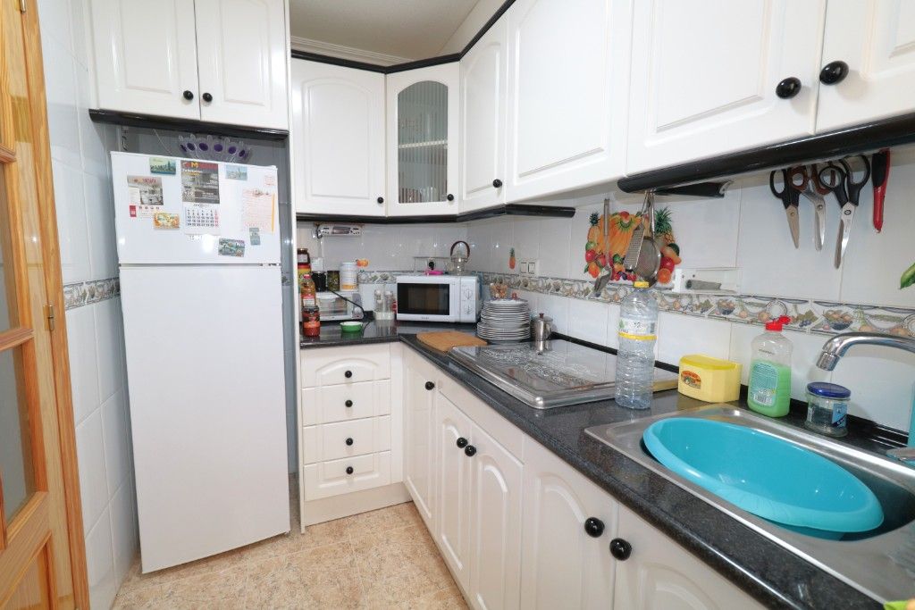 Apartment in Torrevieja, Spain, 70 m² - picture 10