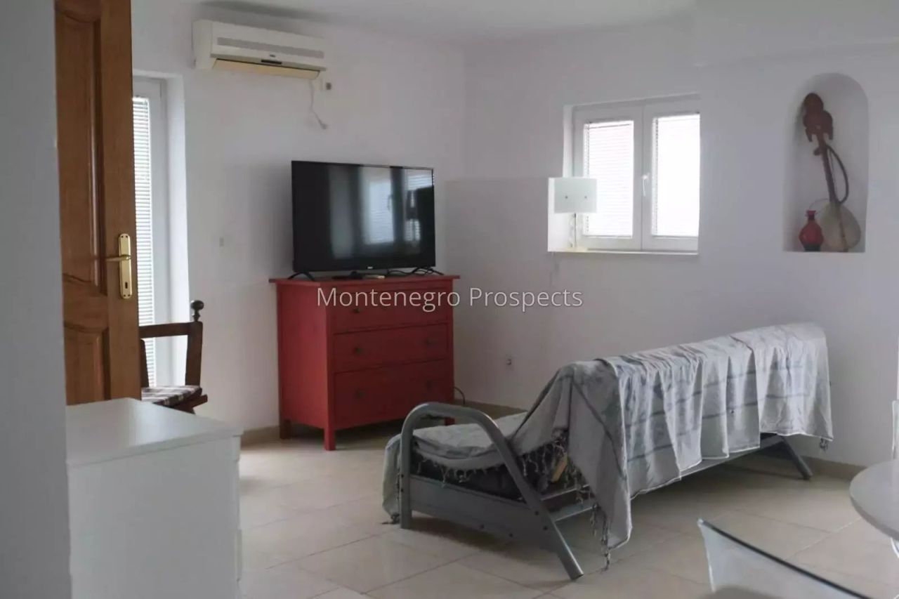 Appartement à Tivat, Monténégro, 78 m² - image 4
