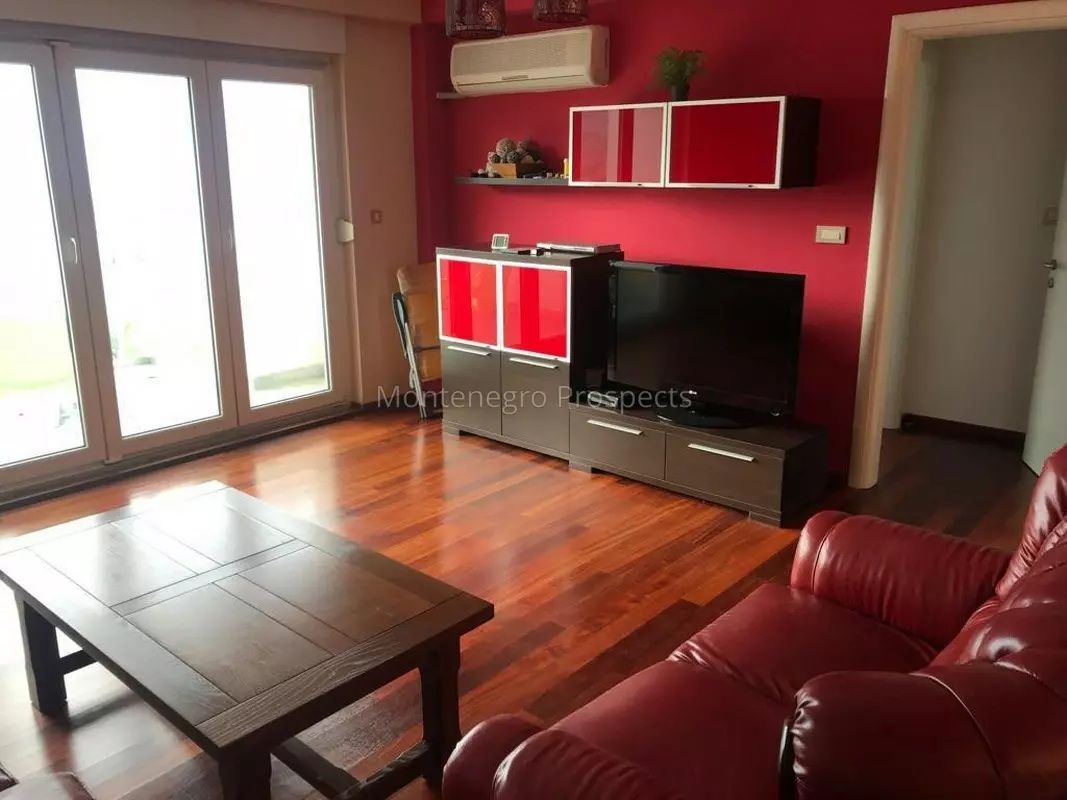 Appartement à Petrovac, Monténégro, 142 m² - image 1