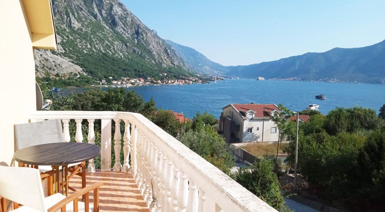 Piso en Orahovac, Montenegro, 53 m² - imagen 1
