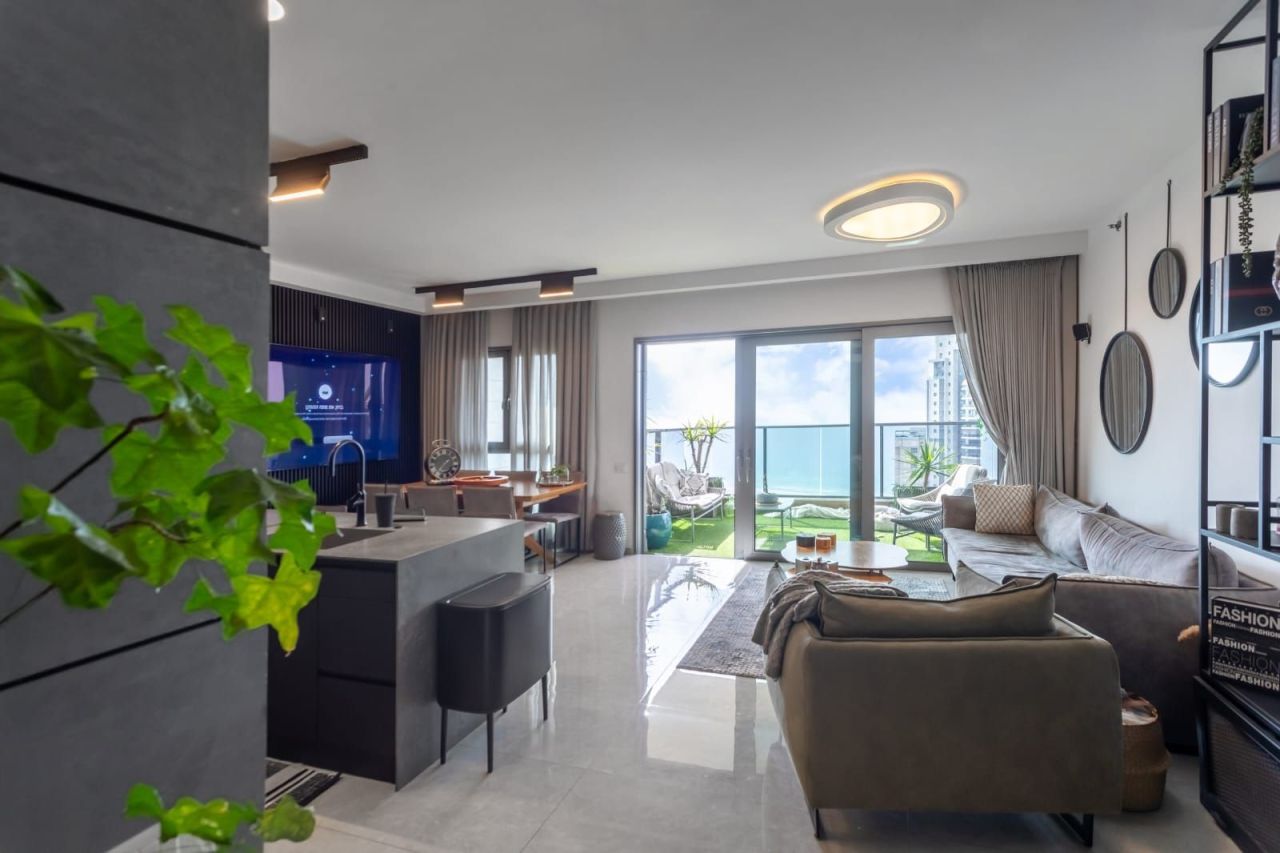 Appartamento a Bat Yam, Israele, 130 m² - foto 2