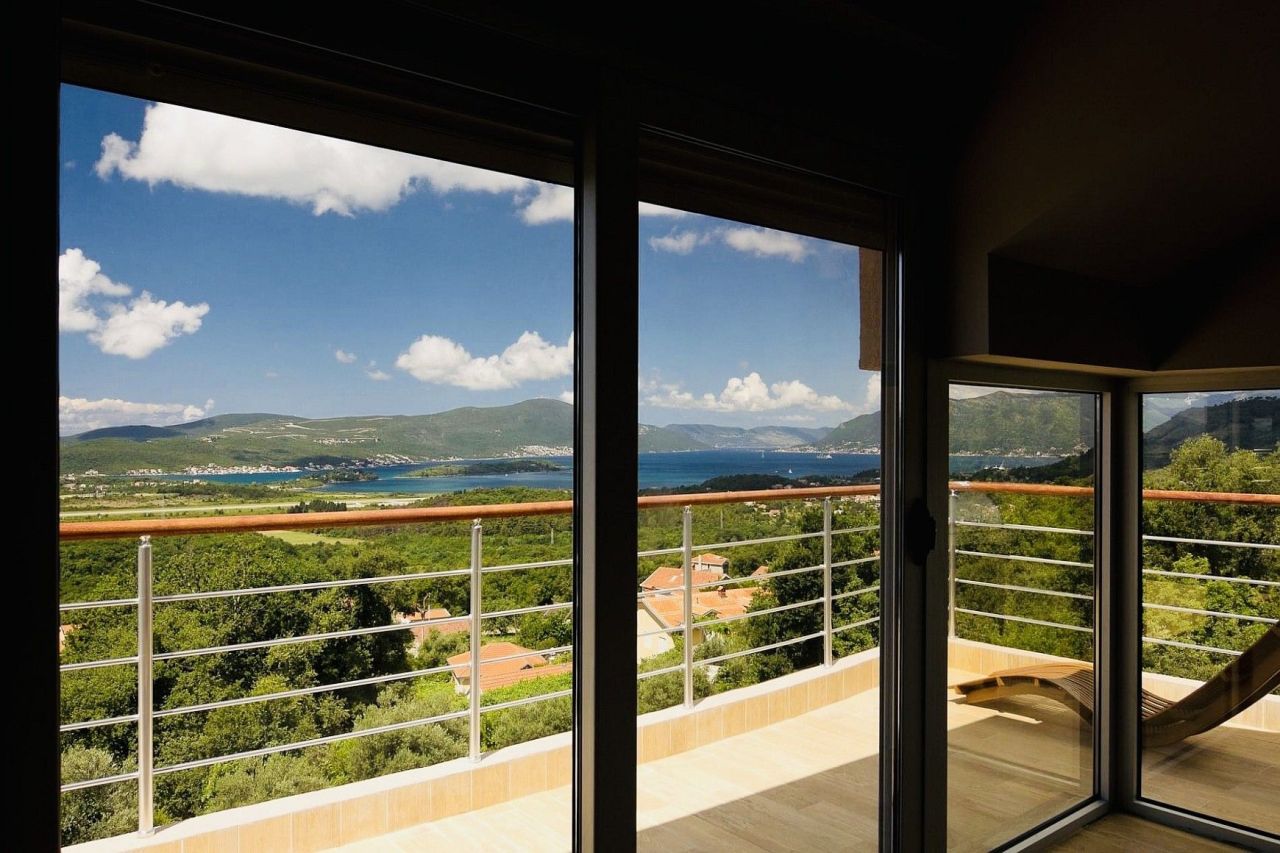 Penthouse in Kavač, Montenegro, 120 m² - Foto 1