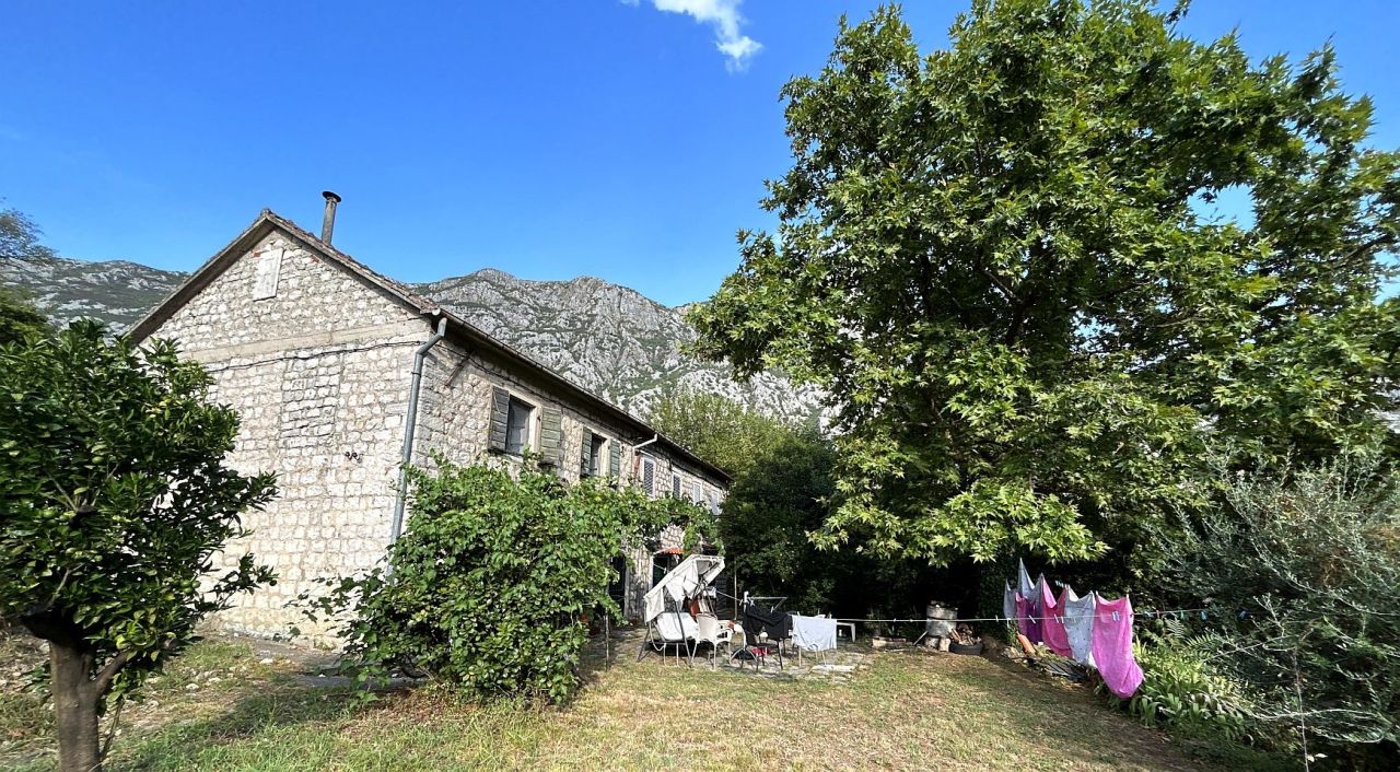 Haus in Dobrota, Montenegro, 140 m² - Foto 7