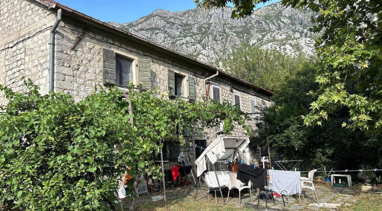 Haus in Dobrota, Montenegro, 140 m² - Foto 6