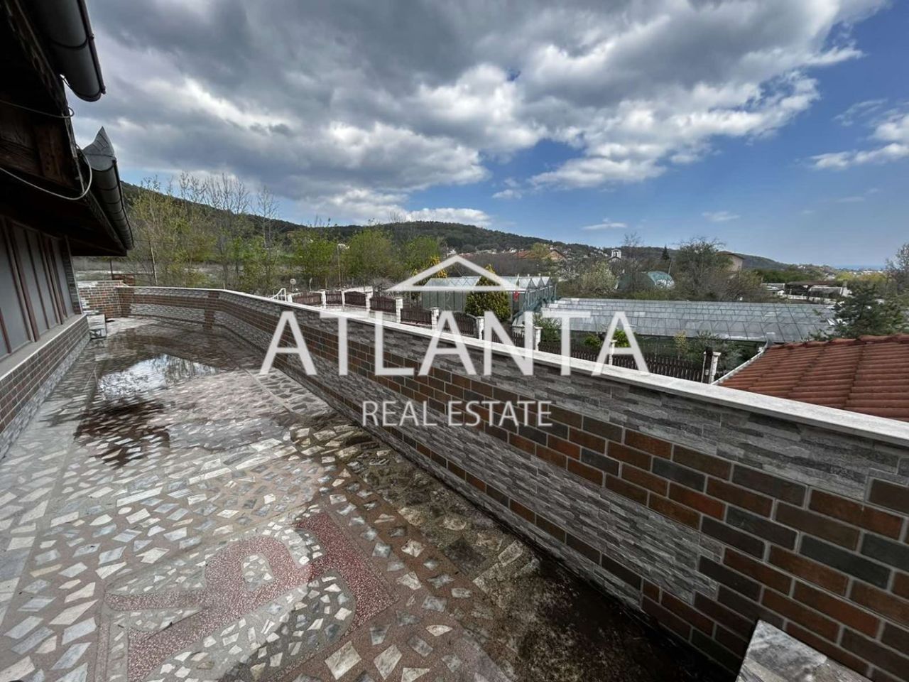 Investment project in Vinitsa, Bulgaria, 725 m² - picture 1