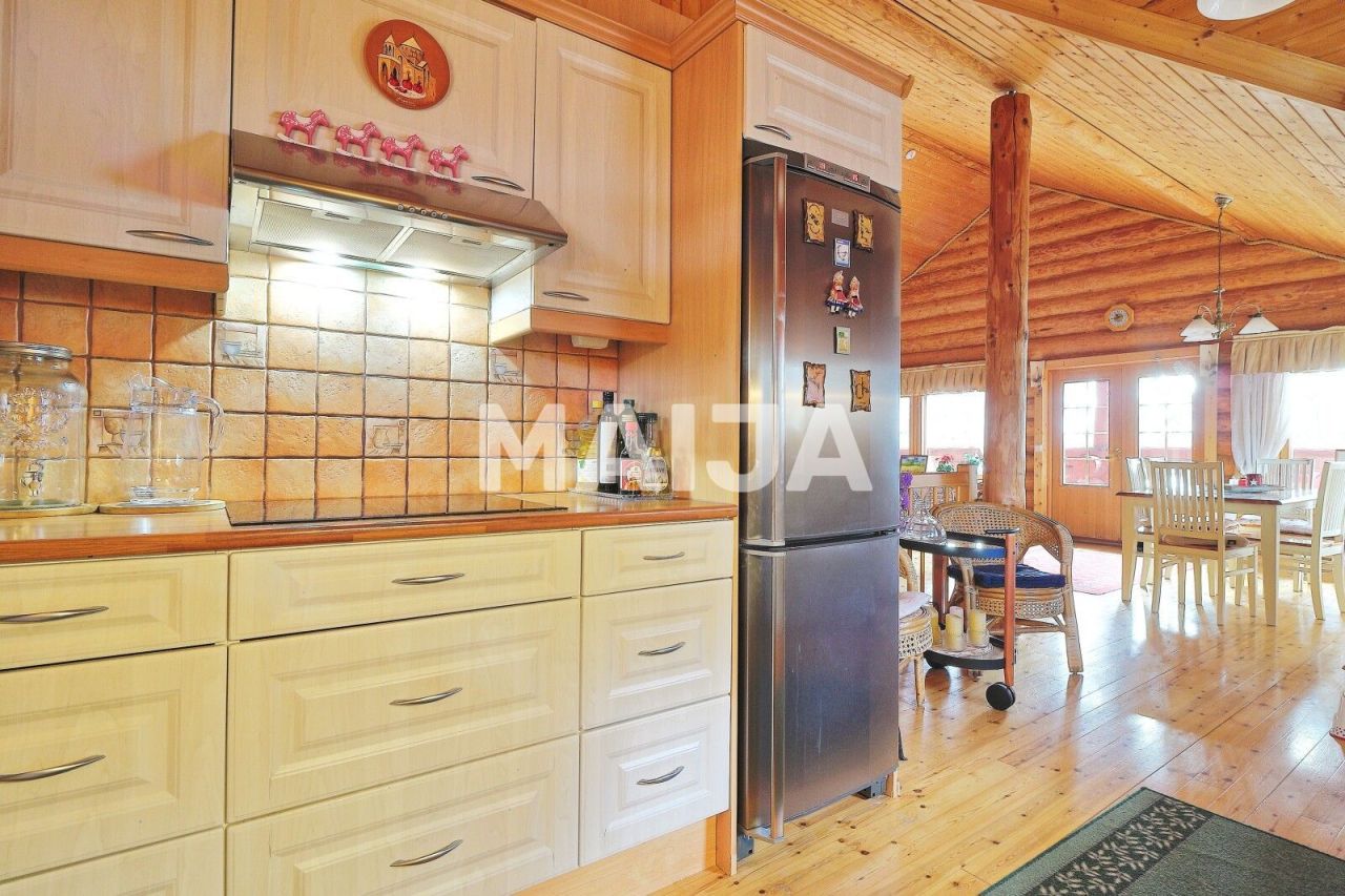 Villa en Sysmä, Finlande, 120 m² - image 9