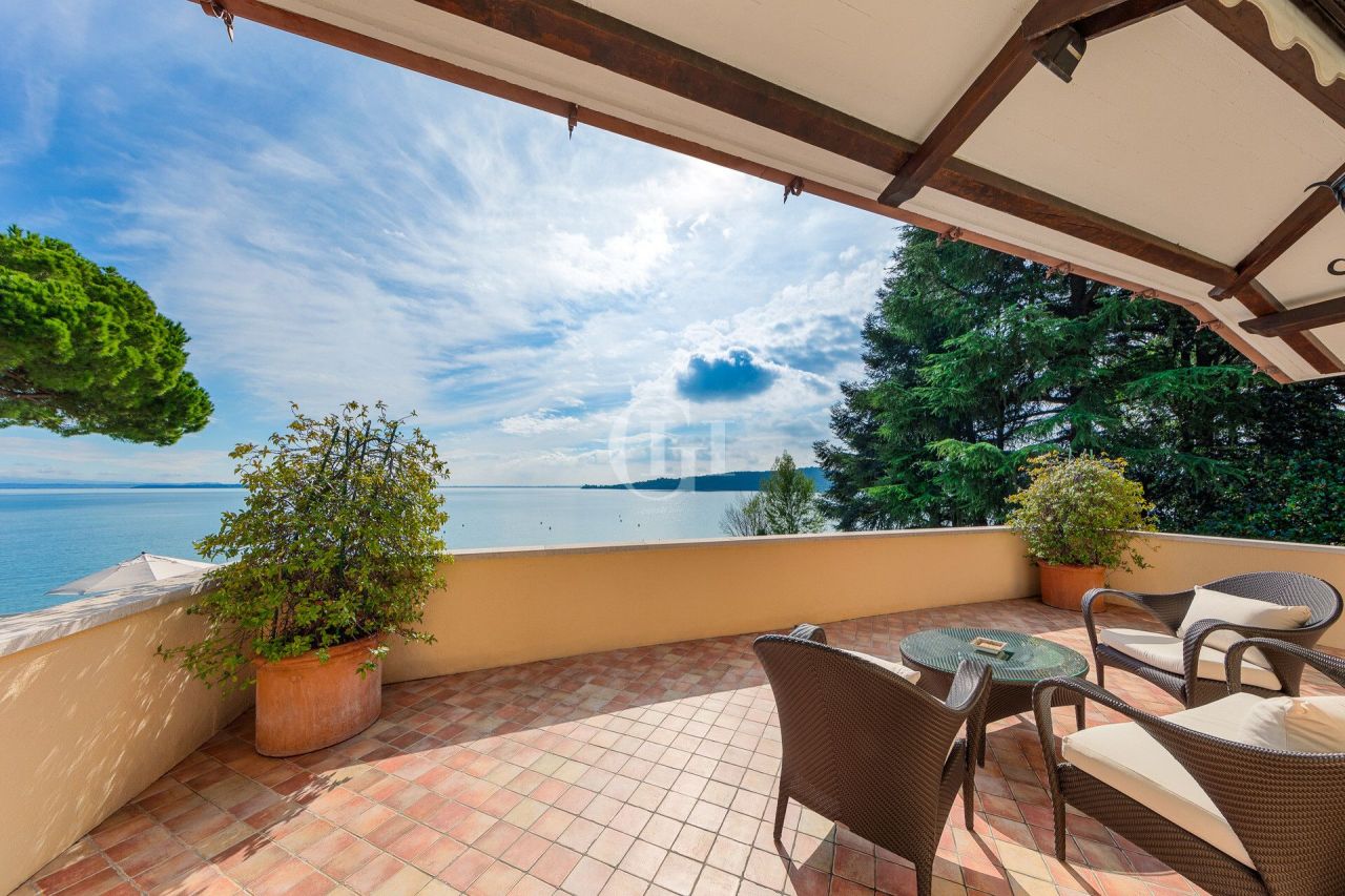 Villa in Gardasee, Italien, 1 000 m² - Foto 16