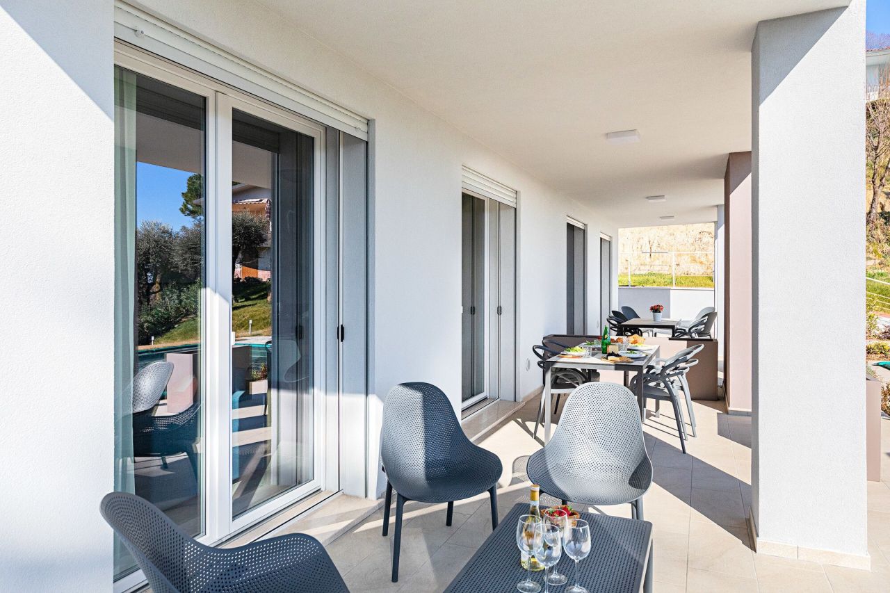 Villa sul Lago di Garda, Italia, 390 m² - foto 16