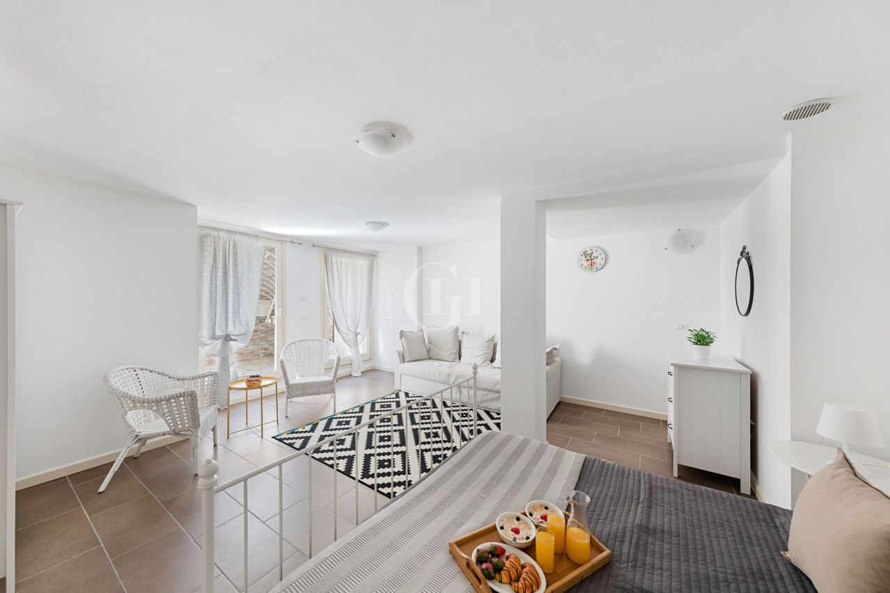 Villa por Lago de Garda, Italia, 150 m² - imagen 15