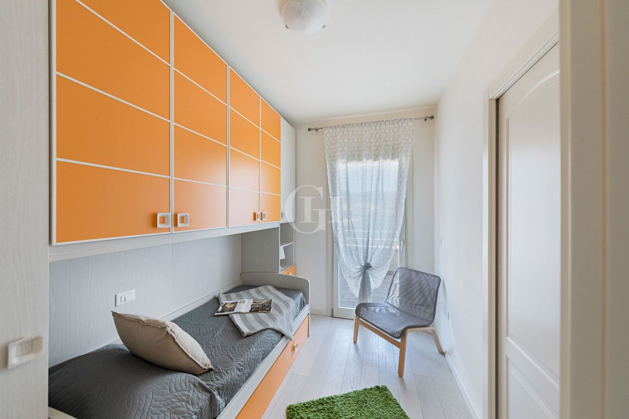 Villa por Lago de Garda, Italia, 150 m² - imagen 9