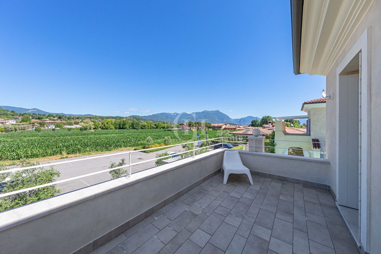 Villa por Lago de Garda, Italia, 150 m² - imagen 11