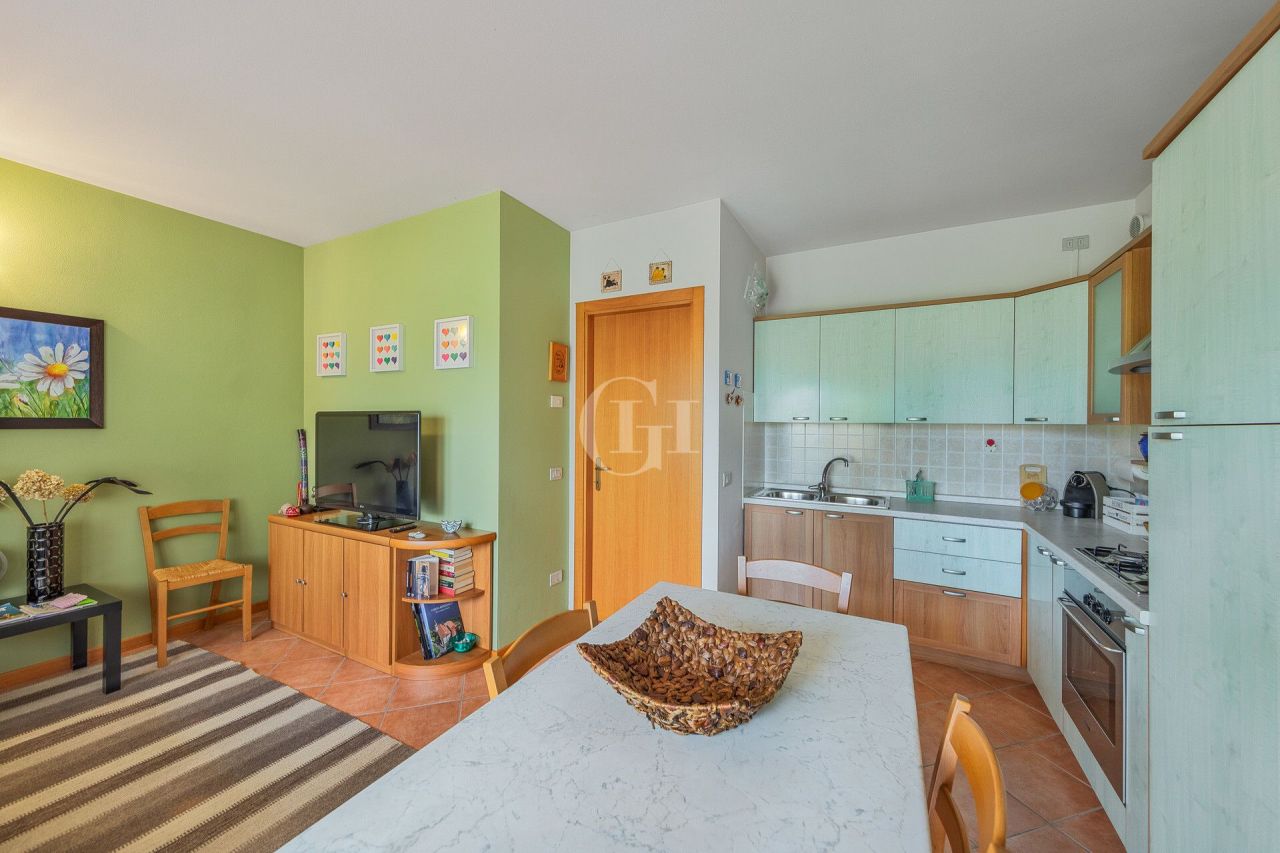 Apartamento por Lago de Garda, Italia, 60 m² - imagen 9